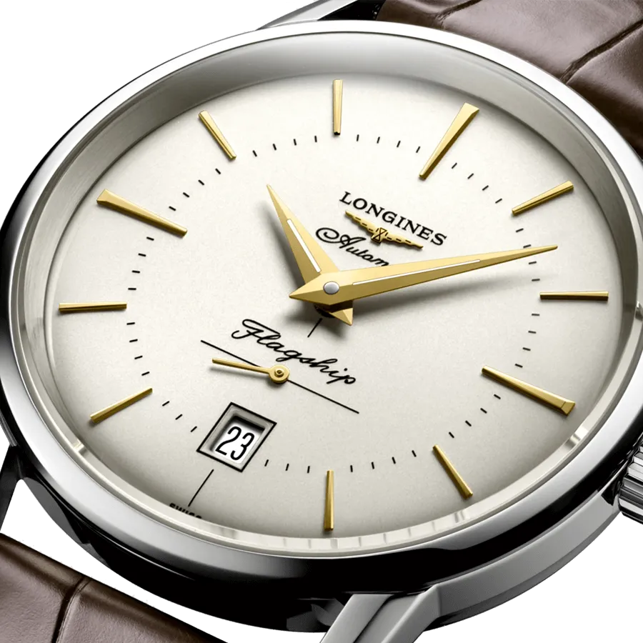 Reloj automático Longines Flagship Heritage con esfera plateada y correa de piel de cocodrilo marrón de 38,5 mm.